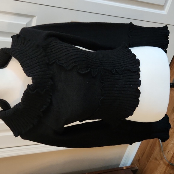 BDG, Urban Outfitters,  NWT,  Women's Sweater,  Black, Size XL ♥️ - Picture 2 of 9